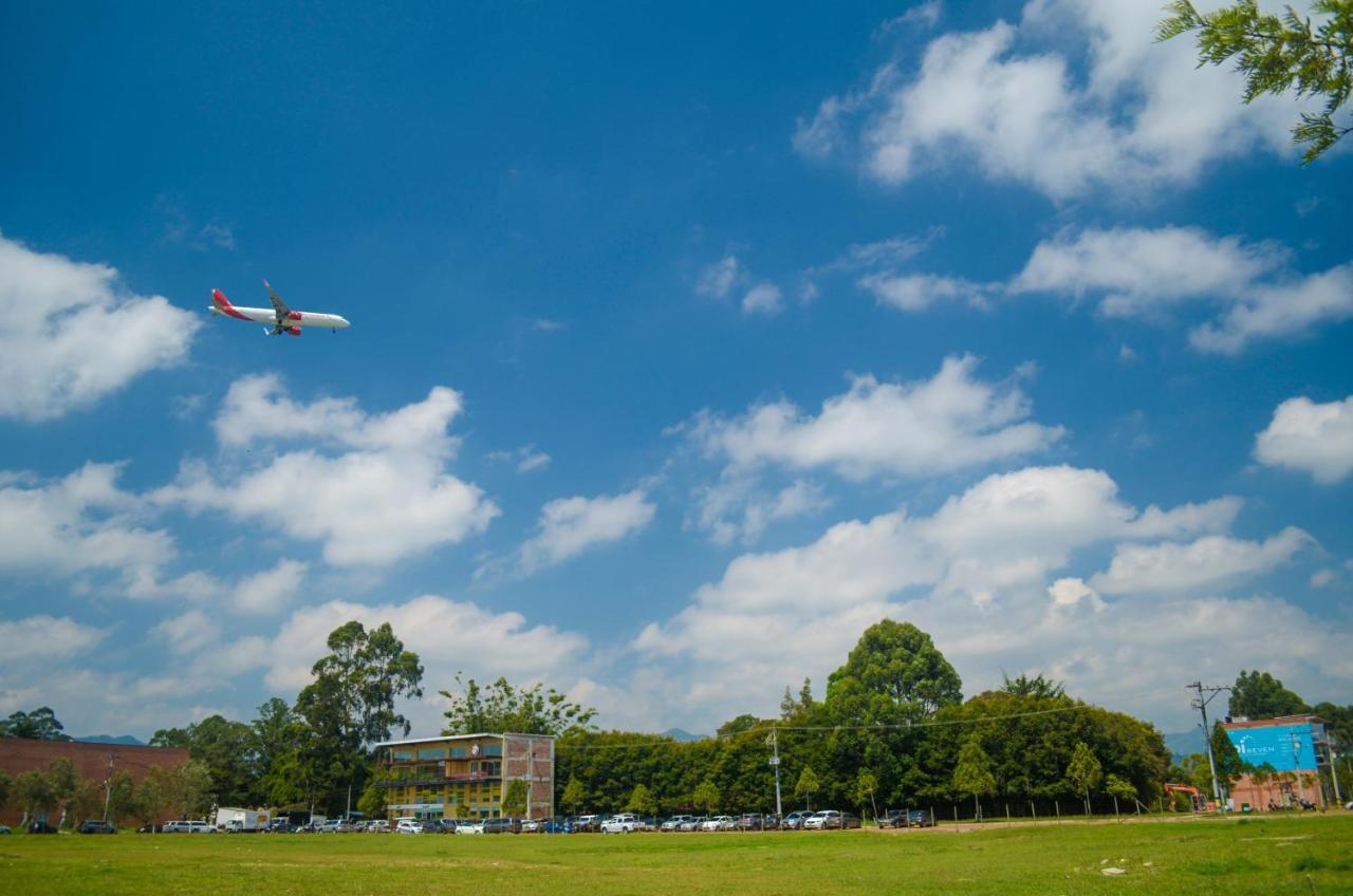Llanogrande Airport By Bernalo Hotels Rionegro Exterior photo
