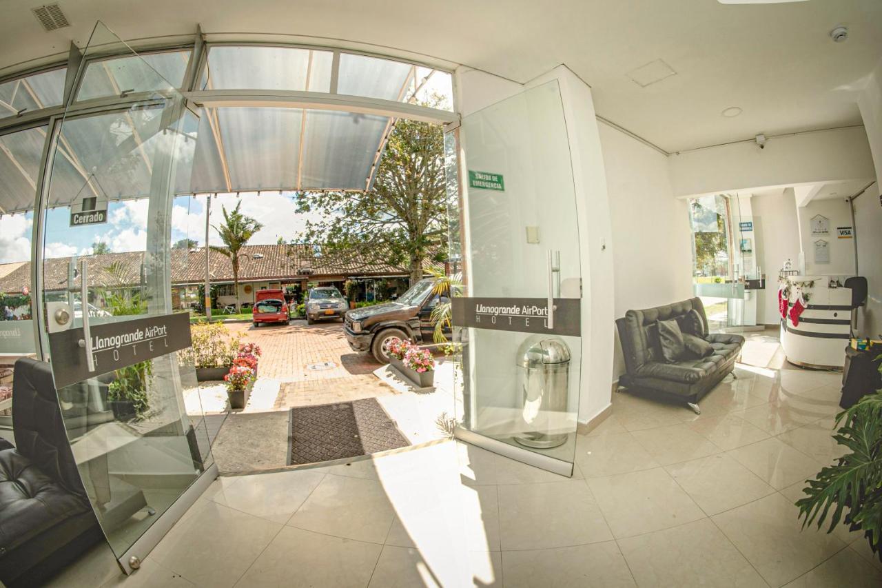 Llanogrande Airport By Bernalo Hotels Rionegro Exterior photo